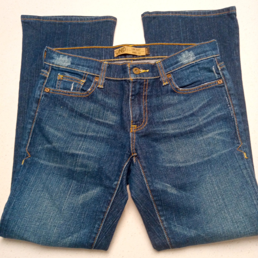 OND Old Navy Denim Jeans Low Waist Bootcut Size 4 Short Stretch Boot Cut